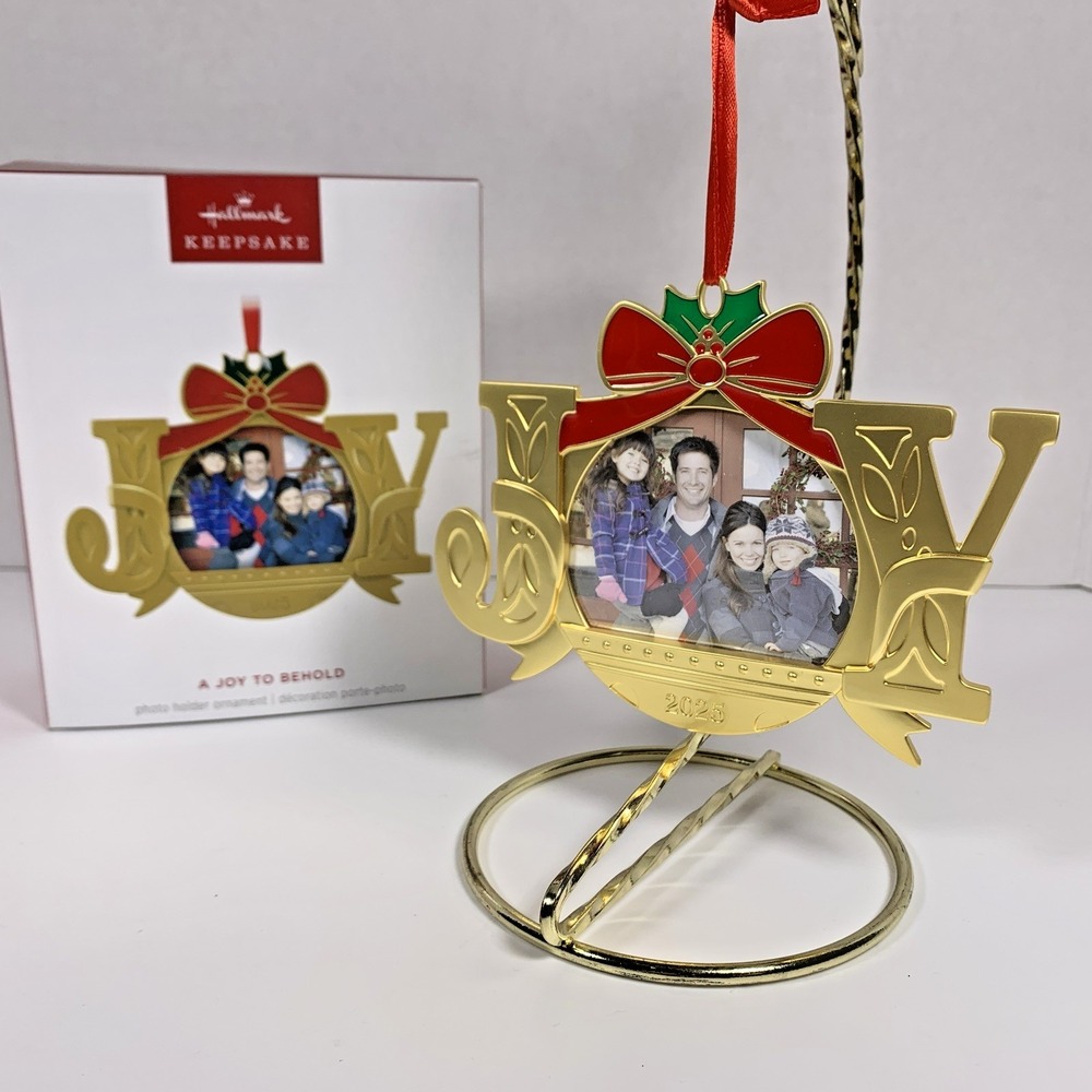 NEW Hallmark 2025 Keepsake A Joy to Behold Photo Frame‎ Metal Christmas Ornament - Picture 10 of 11